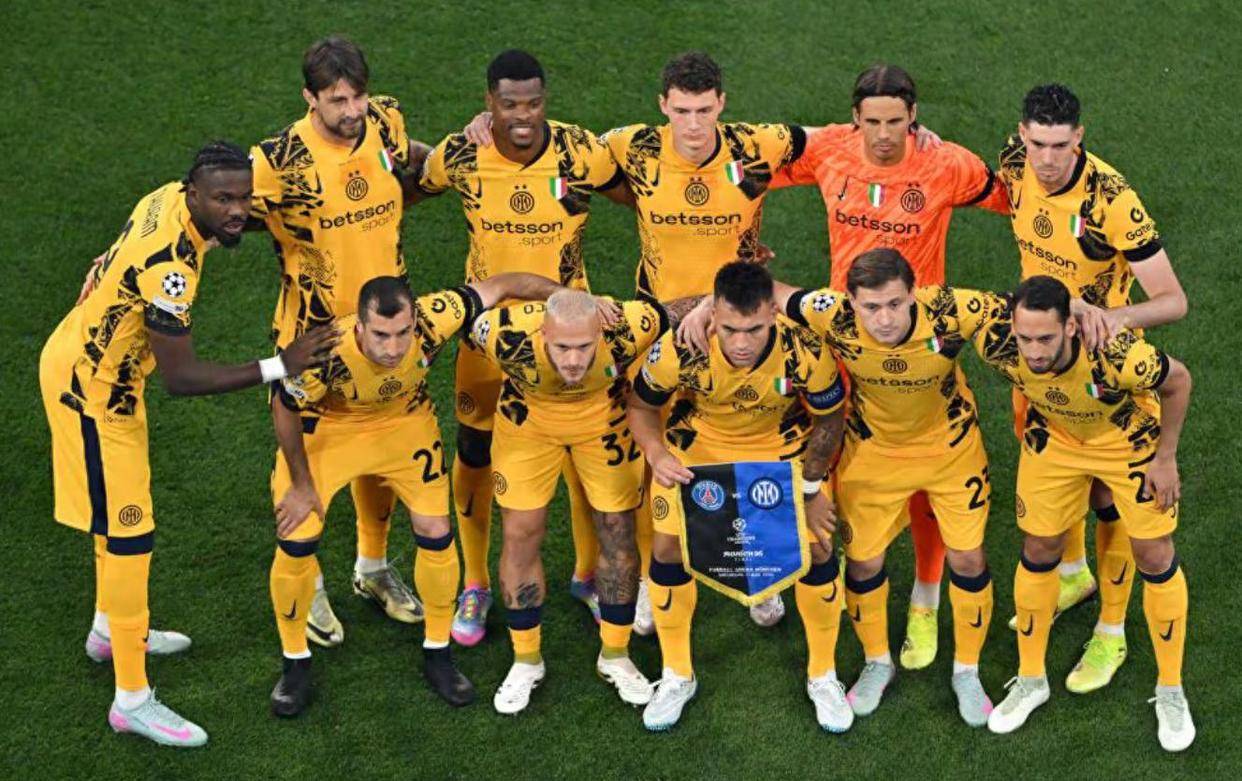 意大利杯赛后再迎强敌,拜仁慕尼黑单刀错失,主帅态度:更衣室稳定,更衣室氛围转暖的简单介绍网站